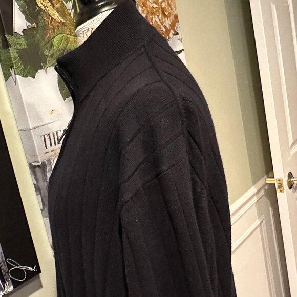 JOS.A.BANK MEN'S 1/4-ZIP PULLOVER SWEATER:PRE-OWNED BLACK or DEEP RED LARGE - Picture 9 of 16